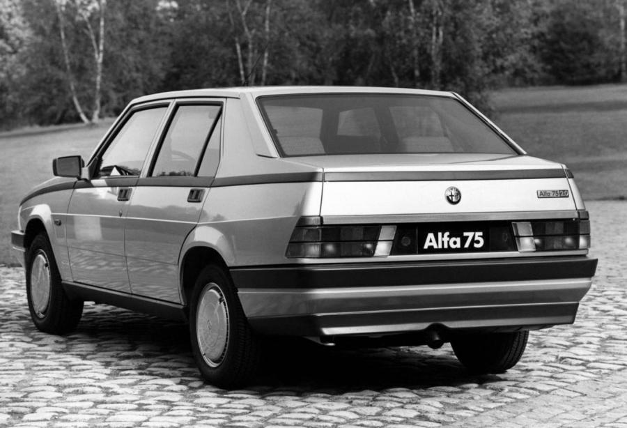  Alfa Romeo 75 2.0 (162B) 1985 года  (фото 5 из 6)